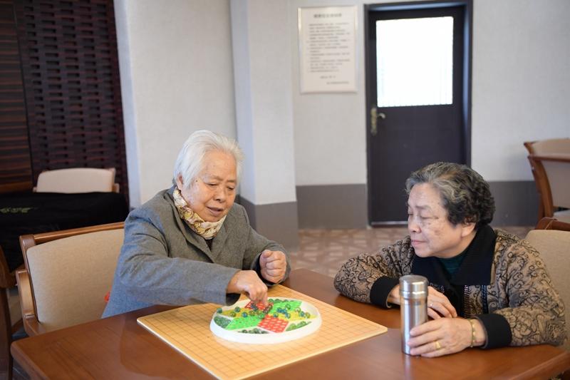 文章附图